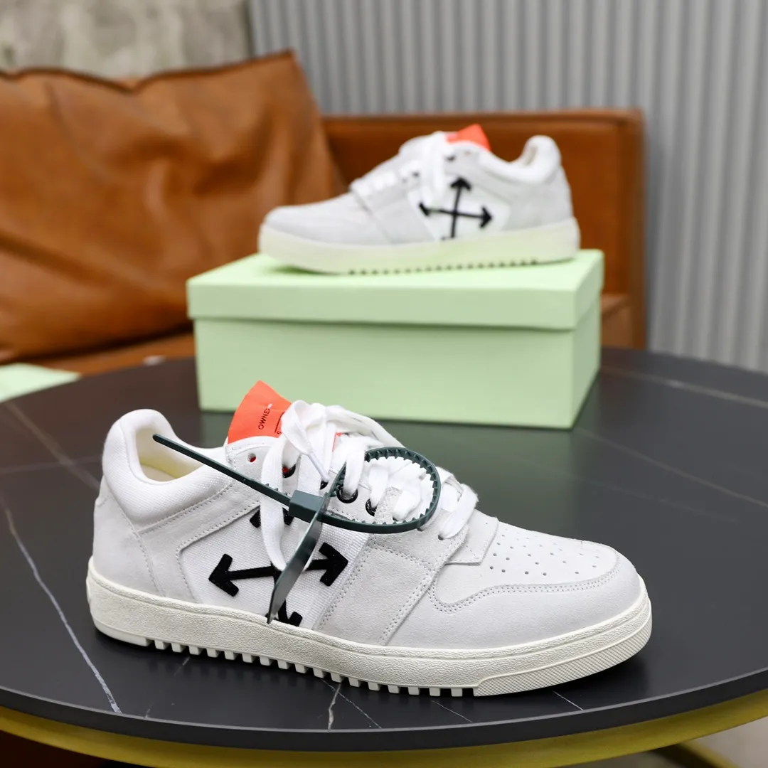 Men's shoes: 462💰💶【off-white】👫 Original one-to-one replica, high-end quality🥳The latest model has not been listed on the official website yet, the top version. Fabric: Imported original leather splicing Lining: Imported breathable mesh Outsole: Original rubber soft, light and wear-resistant Outsole Male 38-44 (customized for 45 and 46)